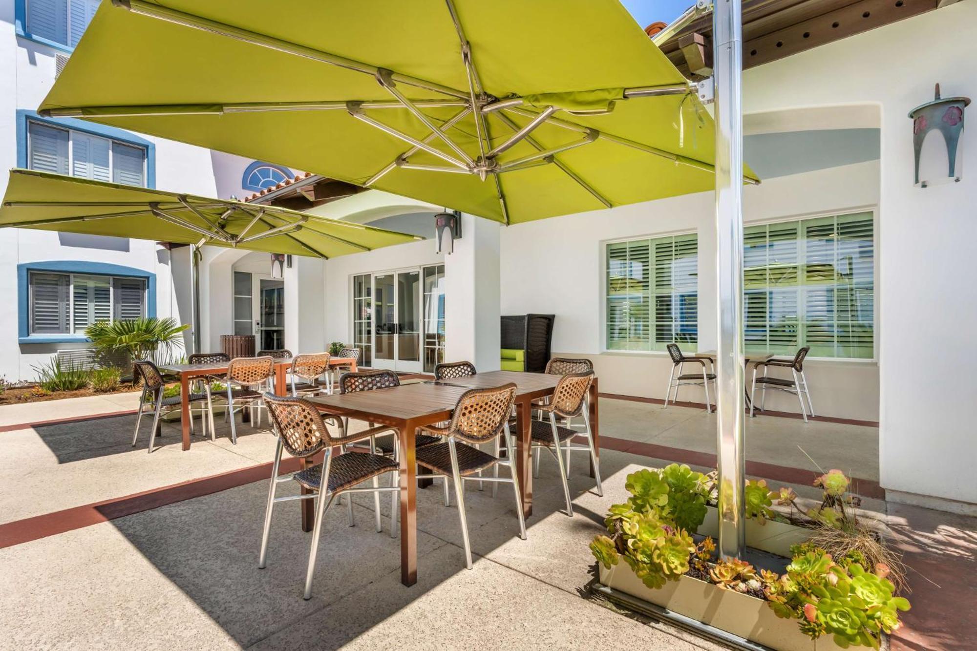 Best Western Plus Capitola By-The-Sea Inn & Suites Exterior foto